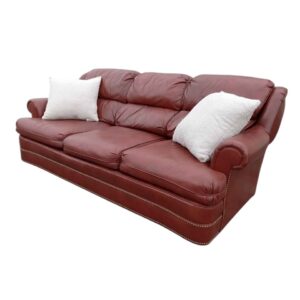 Luxurious Traditional Leather Sofa